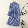 Tiro real Estilo de alta gama Francés ajustado que disimula el vientre que reduce la edad temperamento vestido camisero a rayas