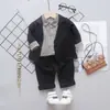 Terno de primavera infantil terno de menino outono de manga comprida terno infantil terno de três peças conjunto de roupas bonitas da moda dos homens