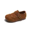Zapatos retro Birkenstock para niña, nueva colección otoño 2026, zapatos de piel con cierre de velcro para niños, zuecos antideslizantes para niños pequeños y medianos, estilo moderno
