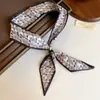 Bufanda de seda perlada con lunares de poliéster, collar para el cuello para mujer, corbata de estilo retro coreano, accesorio de nicho de alta gama, adorno versátil para el cuello