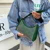 Bolso portátil de mujer con textura verano 2022 nuevo simple ins casual brillante para hombro portátil para axila