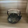 Sala de Modelos Casa de Té Estante Antiguo Juego de Té Decoración Suave Estilo Chino Nuevo Tetera Pequeña Creativa Olla de Hierro Fundido Adornos para Sala de Té