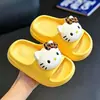 Chinelos Infantis para Meninas Verão 2026 Novo Hello Kitty Meninas Internos Antiderrapantes Sanrio Chinelos de Banho para Bebê