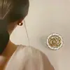 Hebilla Doble D metal hueco cárdigan suéter botón exquisito abrigo traje hebilla decorativa gemelos todo partido
