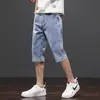 Calças Jeans Curtas Finas de Verão Masculinas 2026 Novo Estilo Soltas Retas de Cor Clara para Homens