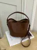 Nova Bolsa de Balde Elegante de Design de Nicho Primavera 2026 Tendência de Moda Texturizada Feminina Casual Ombro Transversal