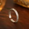 Anillos de Plata S925 Bajo el Árbol Banyan Estilo Lujo Ligero Anillo Abierto Mans Estelar Estilo Medio Antiguo para Mujer Anillo de Dedo Nuevo Versátil de Alta Gama