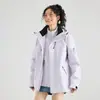 Conjunto de Duas Peças Estilo Marca Grande, Três em Um, Unissex, Forro de Fleece Removível, Roupa à Prova de Vento e Impermeável para Montanhismo ao Ar Livre