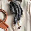 2026 Nuevo Bufanda Cuadrada Pequeña de Algodón Lino Estilo Chino Floral Lunares Bufanda de Seda Protección Cuello Mujer Primavera Otoño Bufanda de Cuello para Atar Doble Cara