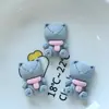 Overol de Dibujos Animados Oso Conejo DIY Pegamento de Crema Pasador Hecho a Mano Joyería Accesorios Decorativos de Resina Nan 13