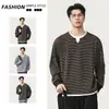 Novedad Otoño/Invierno 2026: Sudadera Casual de Moda Americana de Calle para Hombre, Manga Larga, Cuello en V, Rayas, con Diseño Falso de Dos Piezas