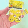 Expresión de persona pequeña de dibujos animados linda goma material escolar primario suministros de aprendizaje papelería de premio navideño pequeños regalos fábrica al por mayor