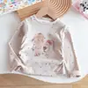 Lindo Set de Camiseta de Manga Larga con Lunares de Dibujos Animados para Niñas, Nuevo Estilo Primavera y Otoño, Versátil Moda Estilo Coreano para Niña, Conjunto de Dos Piezas