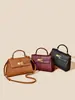 Bolso de Mano y Bolso de Hombro Personalizado de PU, Bolso Kelly de Doble Uso para Mujer, Versátil para el Trabajo Diario, Exclusivo para Comercio Transfronterizo, Al por Mayor Directamente de la Fábrica Fuente