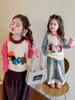 Suéter grosso para meninas para outono e inverno de 2025, novo suéter de tricô estiloso para crianças, roupa de inverno, blusa de desenho animado para bebês meninas