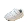 Zapatillas de moda para niños 2026 primavera y otoño unisex con velcro zapatos casuales para niños mayores zapatillas blancas versátiles