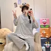 Pijama Nuevo de Manga Larga para Mujer Otoño 2026, Tela Elástica a Rayas, Similar al Algodón, Conjunto de Ropa de Casa Dulce de Niña con Cuello Redondo, Estilo Delgado