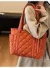 Bolso Transfronterizo Estilo Coreano de Gran Capacidad para Mujer 2025 Nuevo Moda Otoño e Invierno Textura Retro Bolso de Hombro Casual para Viajar