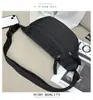 Bolsa Transversal Esportiva para Ciclismo no Peito para Mulheres 2025 Novo Estilo Bolsa de Cintura para Mulheres Bolsa de Ombro de Nicho da Moda para Homens Marca da Moda Pequena Bolsa Transversal