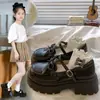 Sapatos Mary Jane de Couro para Meninas 2026 Primavera e Outono Novos Sola Macia Estilo Britânico Retro Sapatos Individuais Sapatos de Dança Infantil Sapatos de Princesa