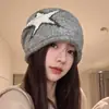 Fábrica de Gorros de Lana Tejida Holgados Venta al por Mayor Gorros Tejidos de Estrella para Mujer de Otoño e Invierno Cálidos Protectores de Orejas Compras Clima Frío