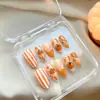 30 Piezas de Uñas Portátiles Otoño e Invierno Europeas y Americanas con Rayas de Calabaza y Hojas de Arce Uñas Terminadas Almendradas Uñas Postizas Uñas Portátiles Transfronterizas Venta al por Mayor