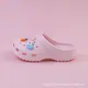 Zuecos Infantiles Lindos Estilo Little Red Book con Amuletos de Zapatos de Dibujos Animados, Zuecos Infantiles Más Vendidos Venta al por Mayor de Fábrica