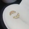 Brincos de Prata Banhada a Ouro Real com Agulha de Prata, Zircônia e Pérola Lunar, Brincos Elegantes de Temperamento Vintage, Brincos de Luxo Leve de Alta Qualidade para Mulheres