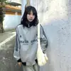 Moletom Cardigan de Três Listras Tendência Esportiva Estilo Coreano para Mulheres no Outono e Inverno Aconchegante com Forro de Fleece Jaqueta com Design High Street Americano