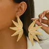 Ez5950 Joyería Transfronteriza Pendientes de Nuevo Estilo Pendientes de Hoja de Arce Pendientes de Botón Metálicos de Hoja Pendientes de Estilo Europeo y Americano Joyería