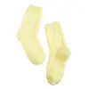 Calcetines de piso de pelo de zorro esponjoso, estilo para mujer para otoño e invierno, forrados de felpa y engrosados, adecuados para usar en interiores, dormir y uso posparto, disponibles para venta al por mayor