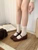 Sapatos de Salto Único Estilo Celebridade da Internet Modelo Novo Primavera 2025 Sapatos Baixos da Moda com Tachas para Mulheres Confortáveis Sola Macia Sapatos Casuais Não Cansativos