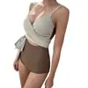 Nuevo Traje de Baño Coreano para Mujer de Aguas Termales Espalda Descubierta Enterizo Traje de Baño para Vacaciones en la Playa Venta al por Mayor Traje de Baño Delgado