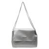 Bolso bandolera de gran capacidad con diseño de nicho, bolso de hombro para el trabajo, bolso de mano con cadena para mujer, primavera 2024.