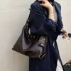 Versátil 2026 Outono Inicial Nova Bolsa Popular Feminina Grande Capacidade Versátil Ombro Transversal Bolsa Simples Textura Bolsa Saco