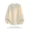 Otoño 2026 Talla Grande Cómoda Cuello Henley Sarga Texturizada Falso Dos Piezas Casual Camiseta de Manga Larga Sudadera de Cuello Redondo para Hombre