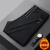 Calças masculinas casuais de perna reta, corte solto, para outono e inverno, forradas com fleece, adequadas para jovens e pais, disponíveis em tamanhos grandes