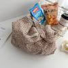 Corea del Sur Dongdaemun Bolso de Hombro Artístico para Estudiantes de Estilo Fresco Pequeño Combinable Bolso Cruzado Fino de Doble Uso Floral para Mujer Estilo Nuevo