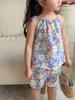Nuevo traje de dos piezas de verano para niñas, estilo pintura al óleo floreciente, traje de verano para niñas, estilo occidental, falda de tirantes, pantalones, celebridad en línea
