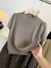 Top de punto chic estilo europeo de cuello medio alto con hilo plateado y manga corta para mujer, nuevo top corto básico de manga abullonada para principios de otoño