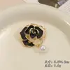 Nuevo Broche de Traje Camelia Perla Albaricoque Blanco Broche de Ropa Versátil de Alta Gama para Mujer Broche Personalizado