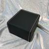 En stock venta al por mayor rectangular absorbente franela forrada con esponja caja resorte PU envuelto caja de reloj caja de reloj de plástico