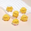 Pollito Amarillo Tridimensional Jardinería DIY Muñeca Decorativa de Resina DIY Adornos Decorativos para Coche Escritorio Colgante para Llavero