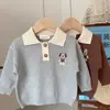 Suéter Base de Algodón con Cuello para Niños y Niñas, Nuevo Otoño/Invierno 2026, Ropa Infantil de Moda con Botones para Bebé