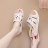 Suministro de Fábrica Conjunto de Verano Zapatillas de Tacón Bajo Suave para Madre Zapatillas Gruesas Cómodas Zapatos de Mujer Baño Interior