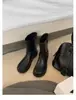 Versão em Couro Versátil Bico Redondo Fivela de Metal Retrô Salto Baixo Botas Curtas Western para Mulheres Outono e Inverno Couro Genuíno Botas Slim