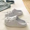 Sensación Cómoda en el PieNuevas Sandalias de Plata con Lazo de Verano de Alta Gama, Ligeras para el Trayecto Diario y el Uso al Aire Libre, Zapatillas Cerradas