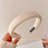 Pinza para el pelo de malla versátil y linda para mujer para uso diario, un accesorio suave y sofisticado que hace que el rostro parezca más pequeño y sujeta el cabello en su lugar