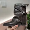 Nuevas Botas de Tacón Alto Otoño/Invierno 2026 Punta Fina Botines sin Cierre para Mujer Moda Piel Suave Botas Color Nude Botas Individuales para Combinar con Faldas