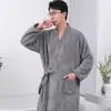 Nueva Bata de Baño Otoño e Invierno de Manga Larga que No Suelta Pelusa Absorbente de Agua Secado Rápido Bata de Baño para Hombre Estilo Toalla de Baño Bata de Baño para Hombre